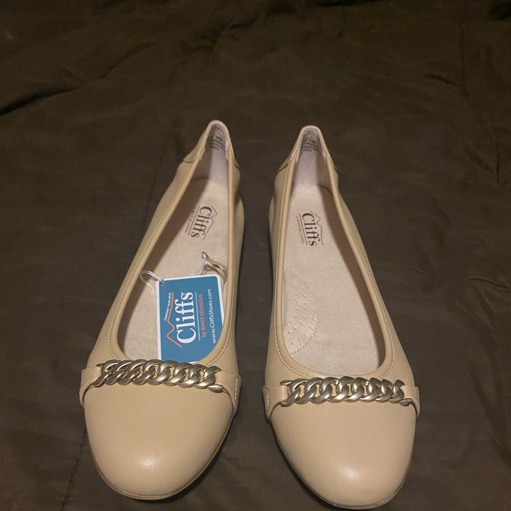 Ladies Flats